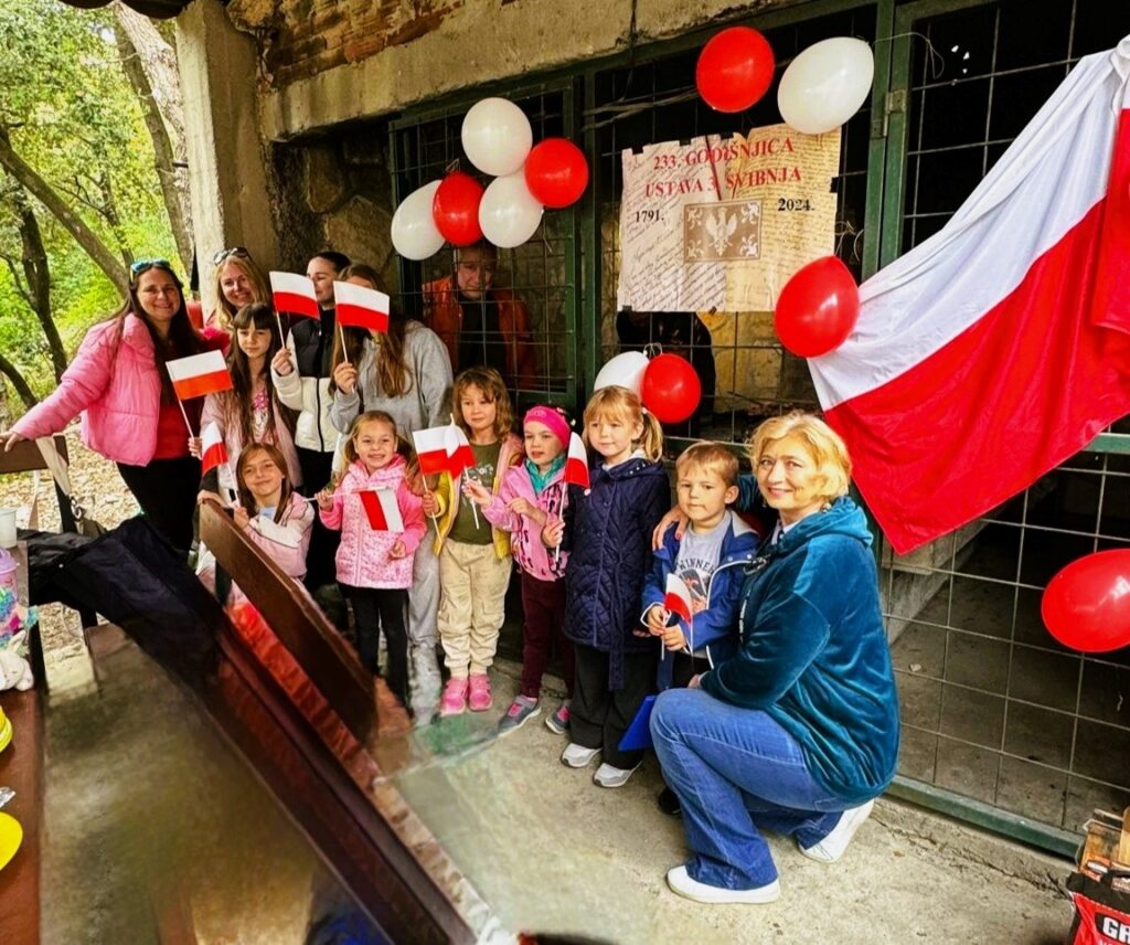 Członkowie Polskiego Towarzystwa Kulturalnego Polonez w Splicie