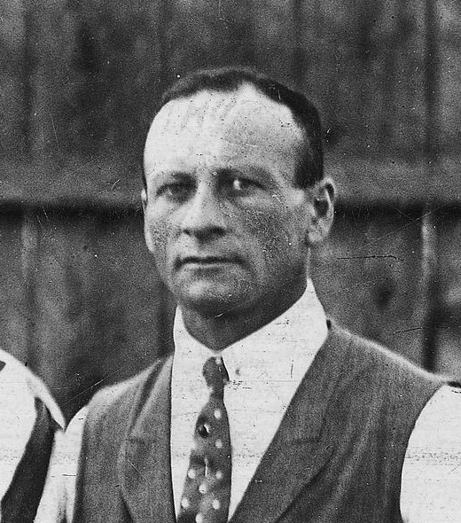 Selekcjoner Imre Pozsonyi. To on jako pierwszy poprowadził Naszą reprezentację w oficjalnym meczu. Żródło: See page for author, Public domain, via Wikimedia Commons